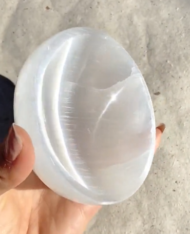 Selenite Oval Bowl 4" image 1